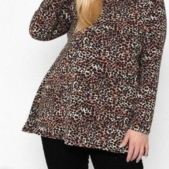 💜💜NEW💜.. Plus Size Cheetah Print Tunic!!‎ - Picture 2 of 2